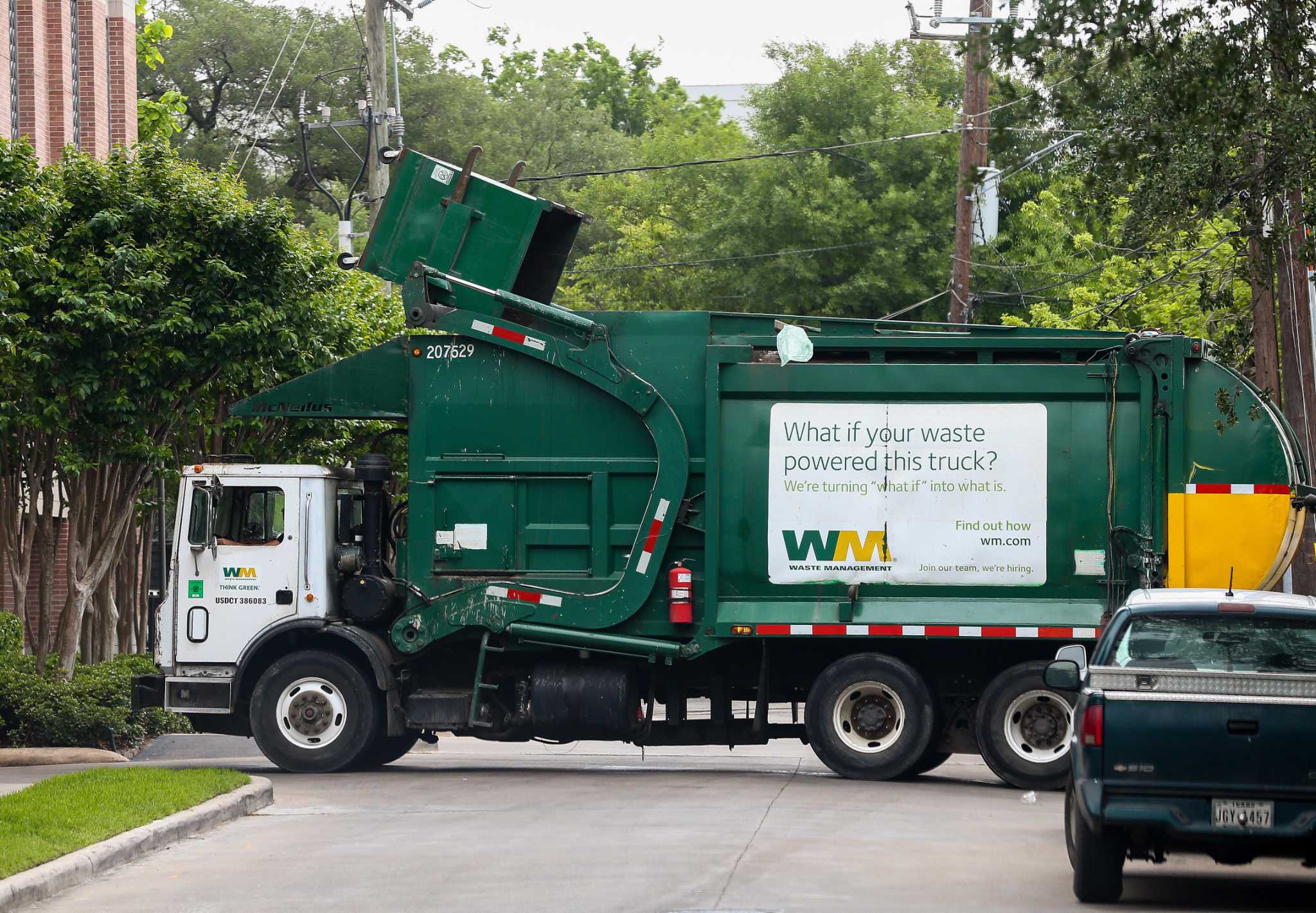 Waste Management Changes Trash Pickup Date To Thursday Houston Chronicle
