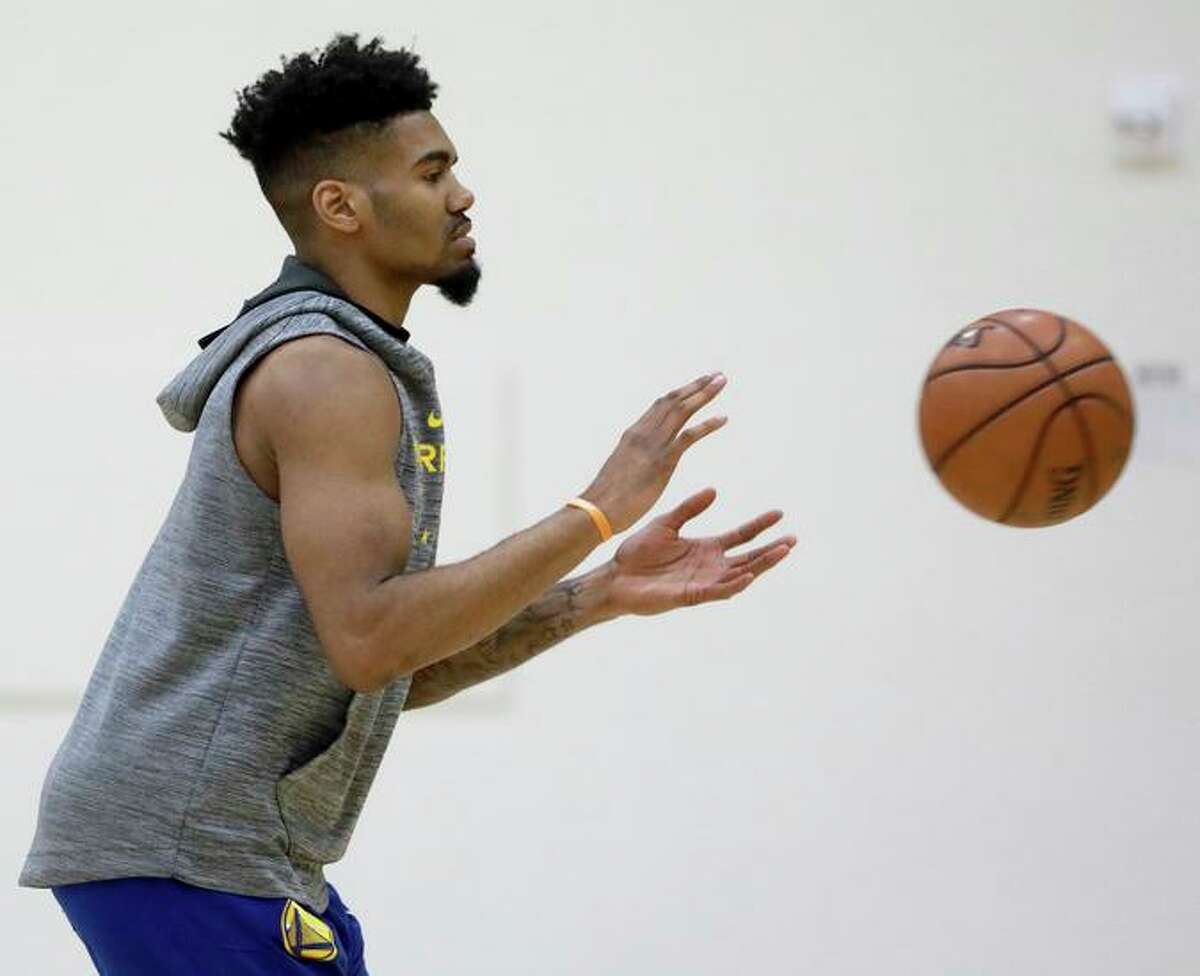 Warriors’ Jacob Evans III is transitioning back to the point guard position.