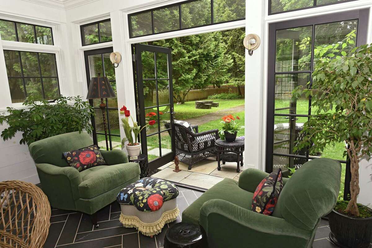 Carriage house is this Saratoga homeowner's dream come true