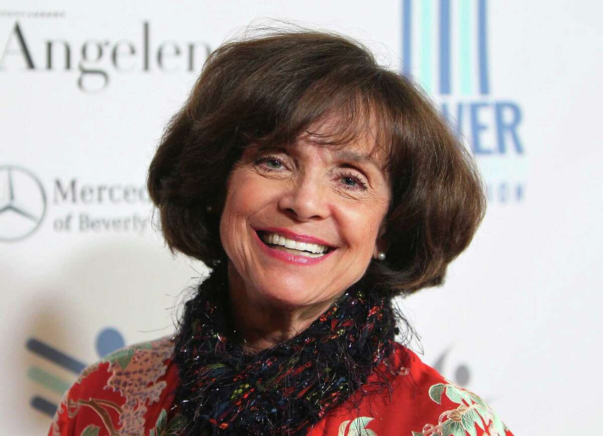 ‘mary Tyler Moore Show And ‘rhoda Star Valerie Harper Dies At 80 