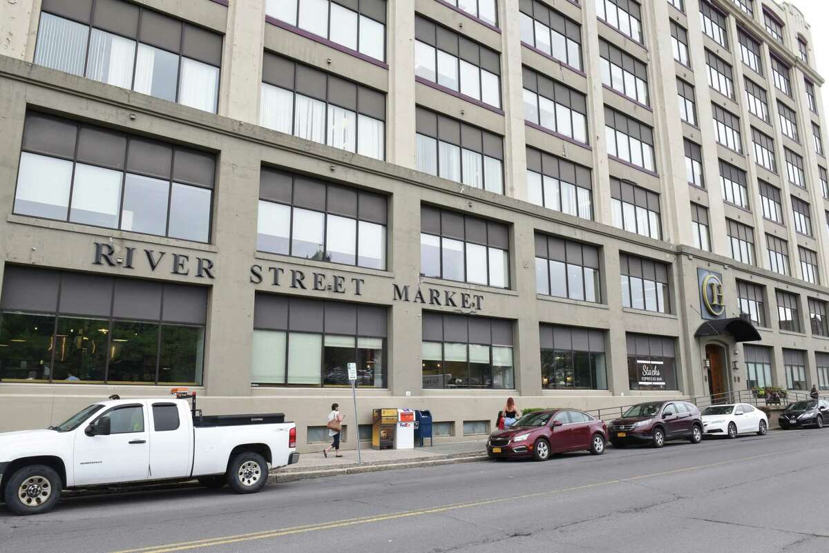 Grand opening for Troy's River Street Market