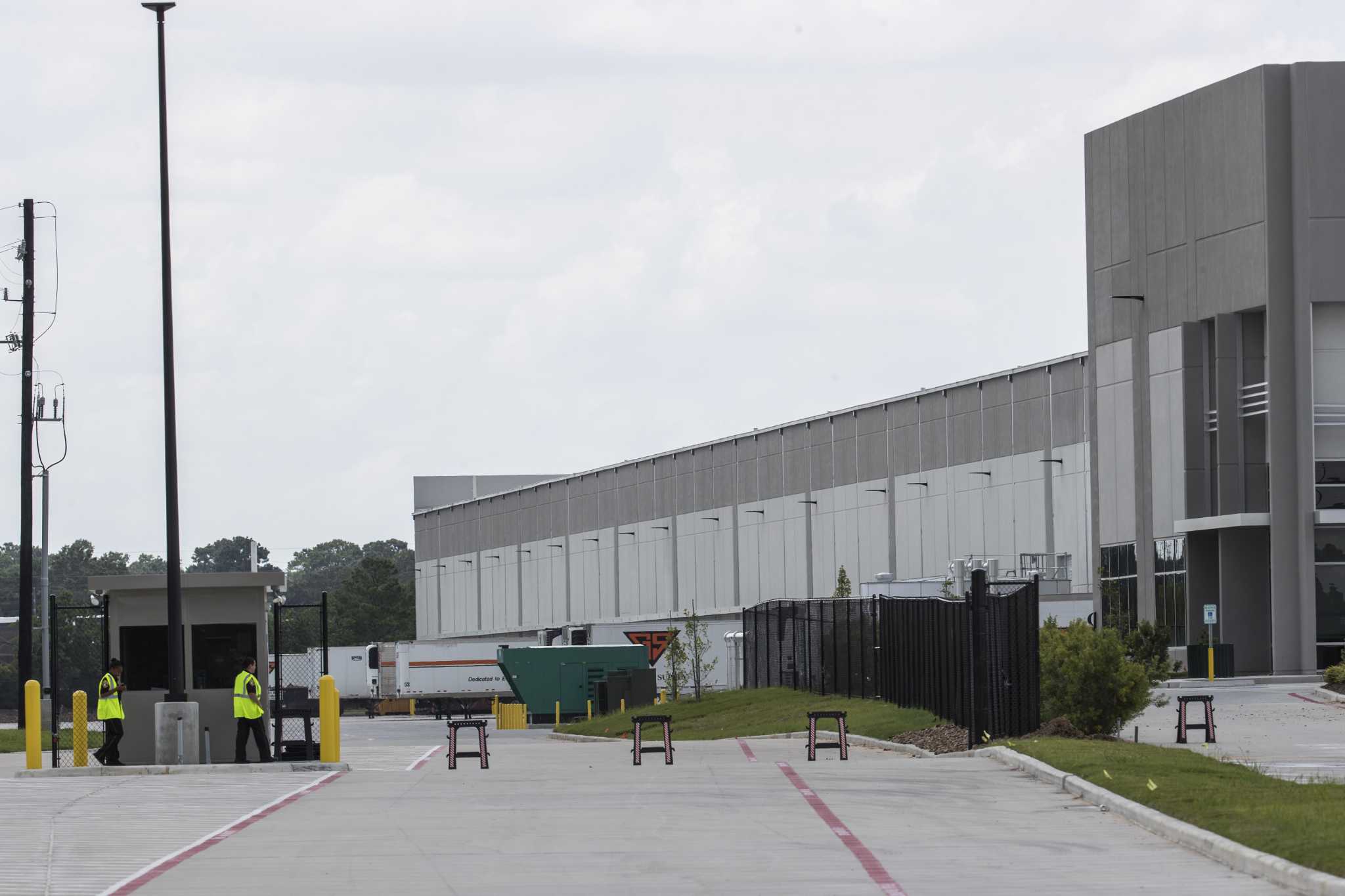 Plentiful in Houston office rent concessions, new industrial buildings