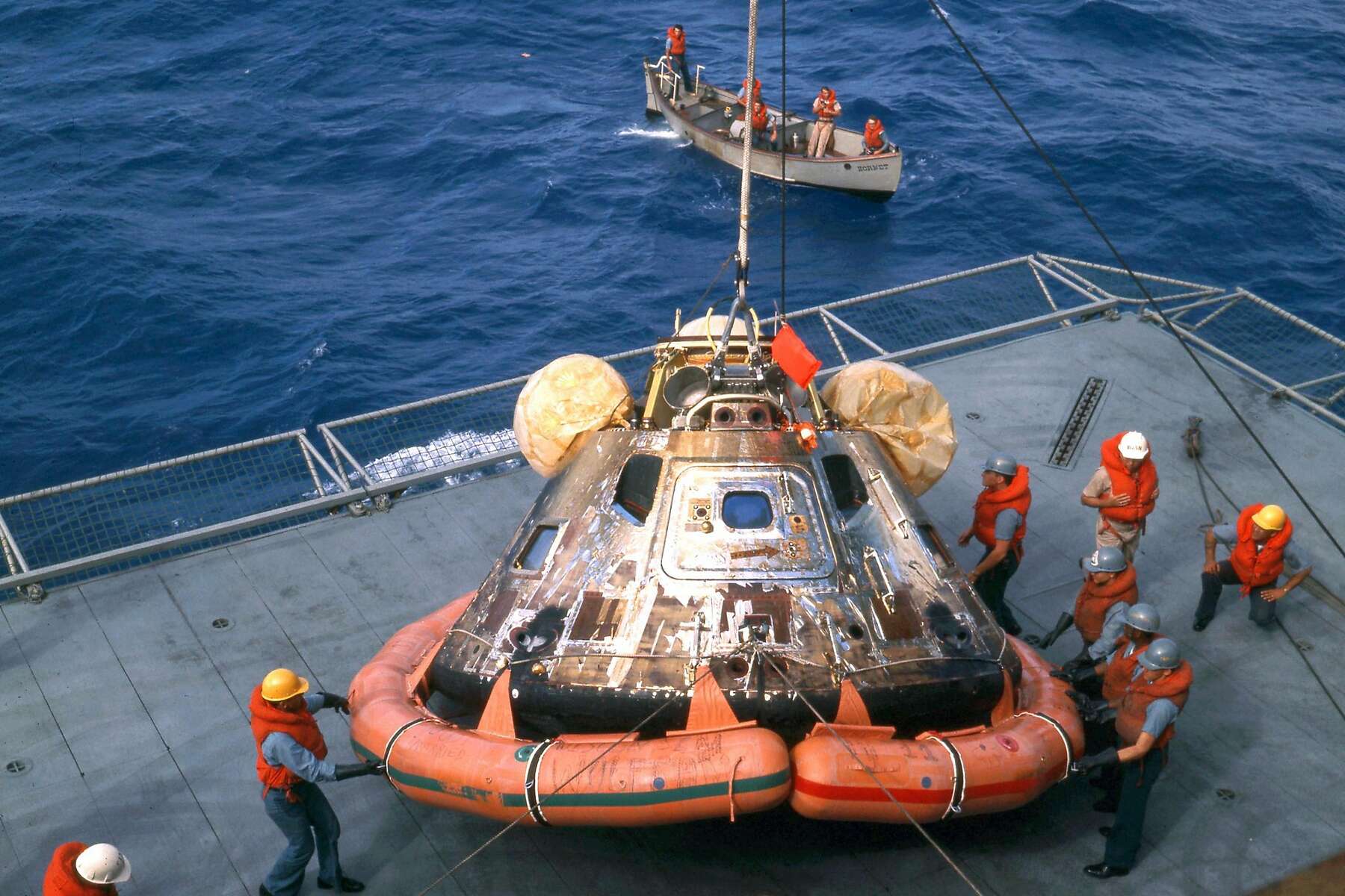 apollo 11 water landing