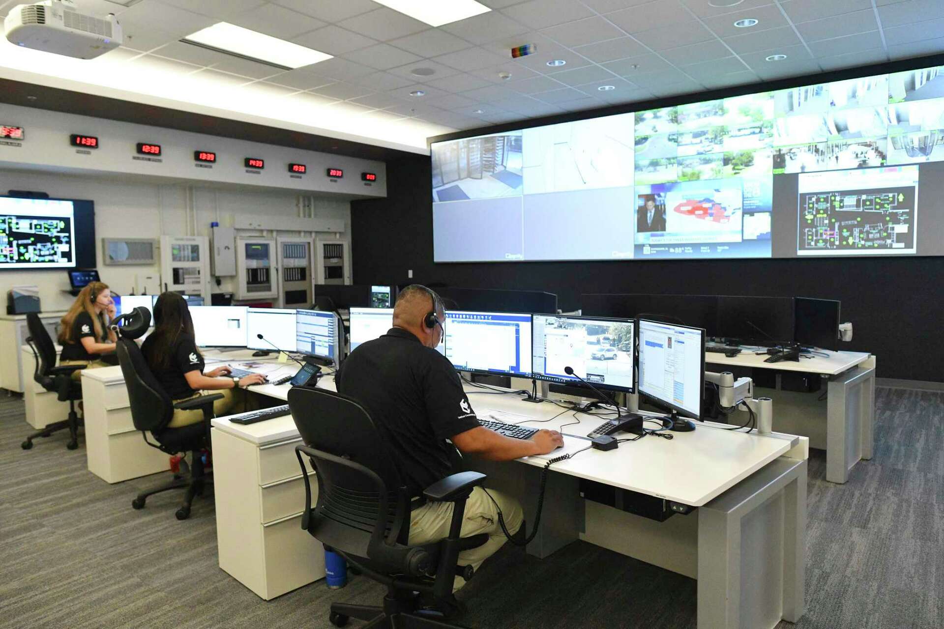 Usaa Deployment USAA renovates 24/7 hub for monitoring emergencies