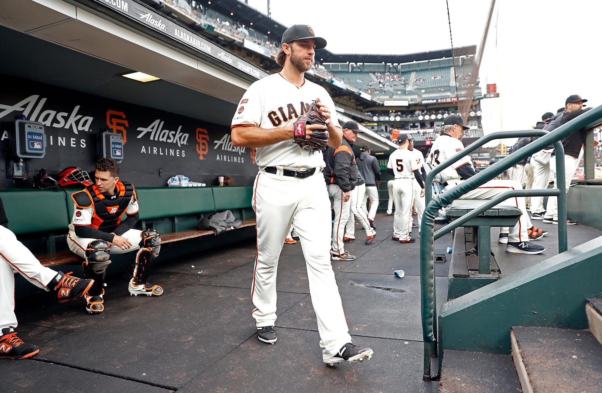 Giants' Madison Bumgarner seeks re-entry into 200 club