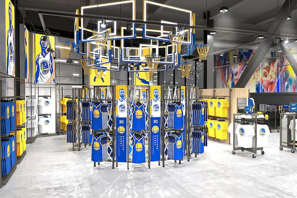 Warriors pass store operations to Fanatics in 10year deal