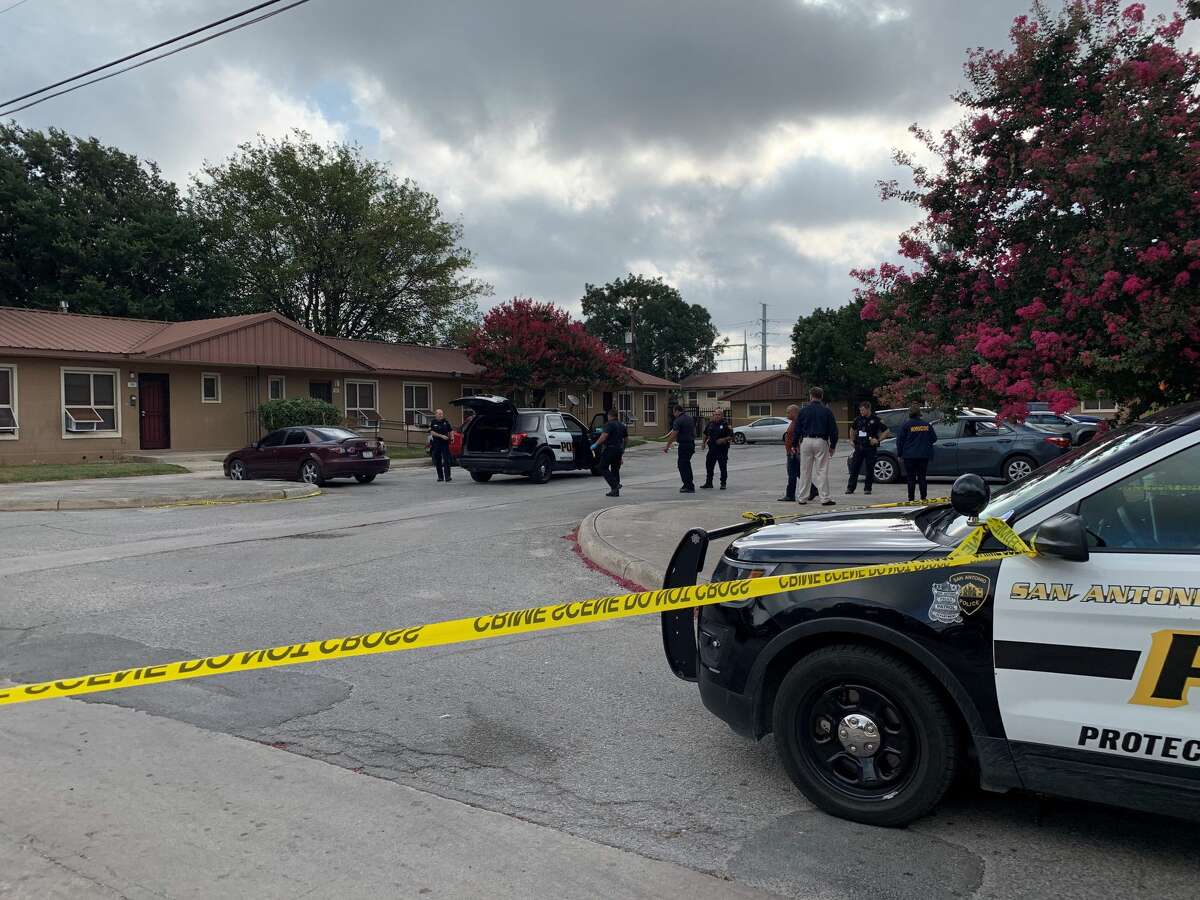 Argument near downtown apartment complex ends in shooting, 3 injured