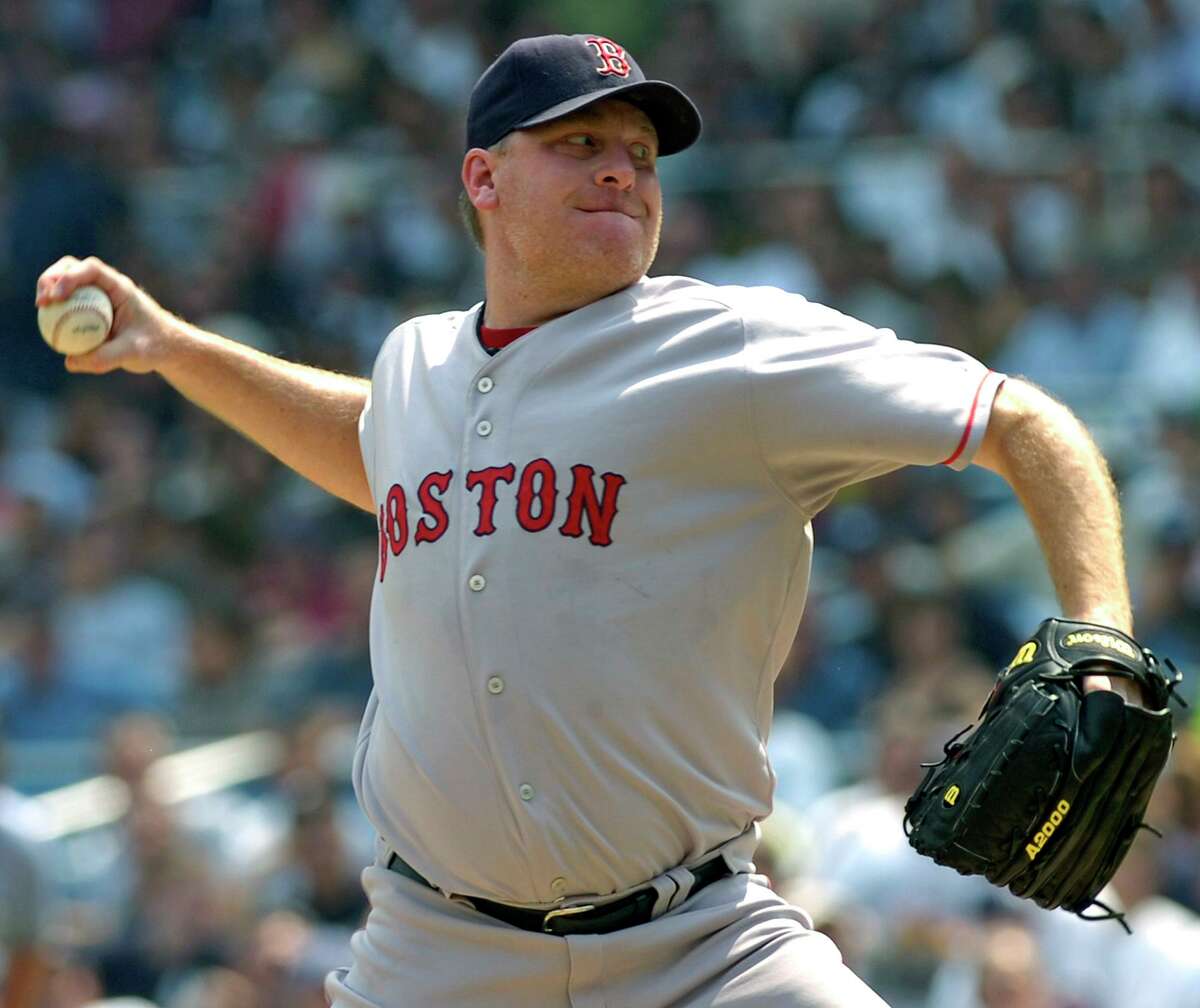 Curt Schilling never asked to be pulled in Game 4 of the 2001 World Series