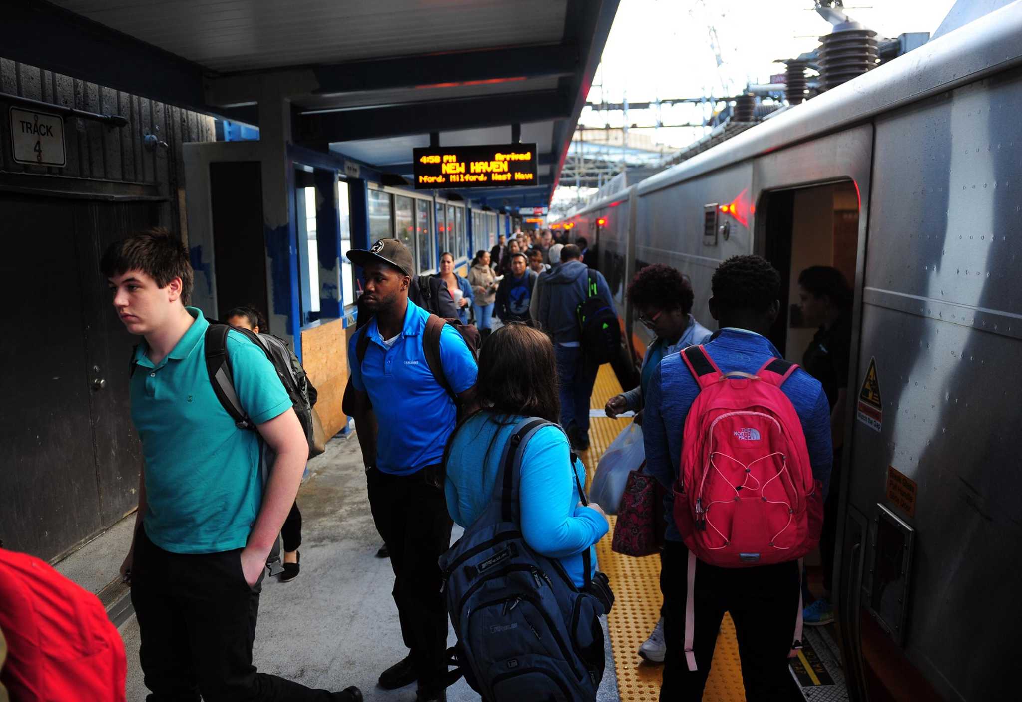 MetroNorth train from Waterbury to Bridgeport replaced by bus service