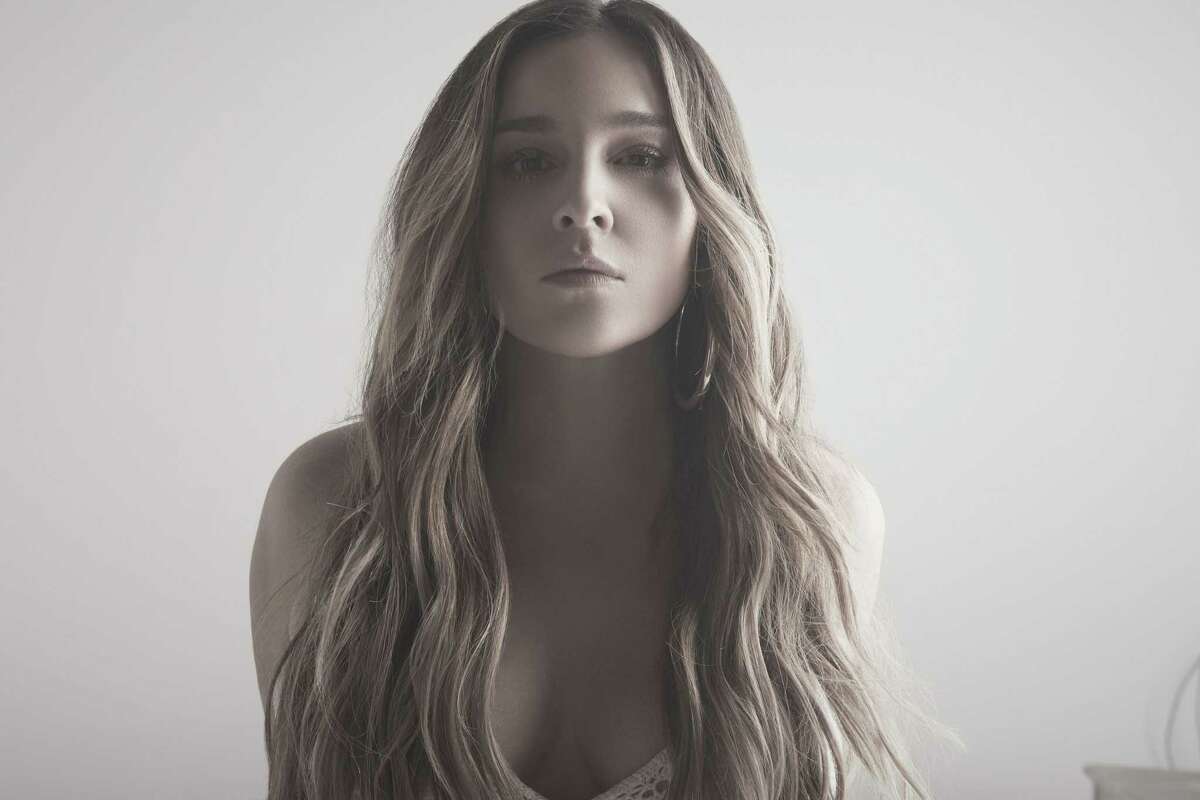Alisan Porter will perform at the Ridgefield Playhouse on July 27.