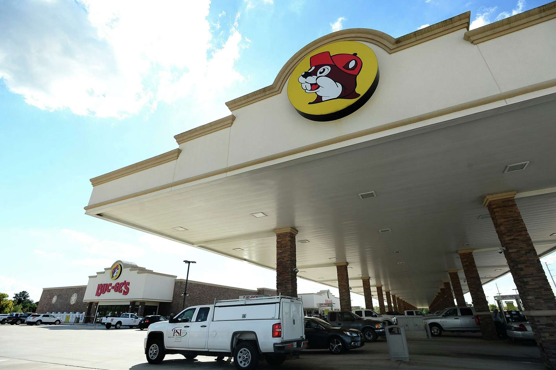 Buc Ee's Hillsboro Tx Gas Price Hillsboro Buc-ee's could be open for April solar eclipse