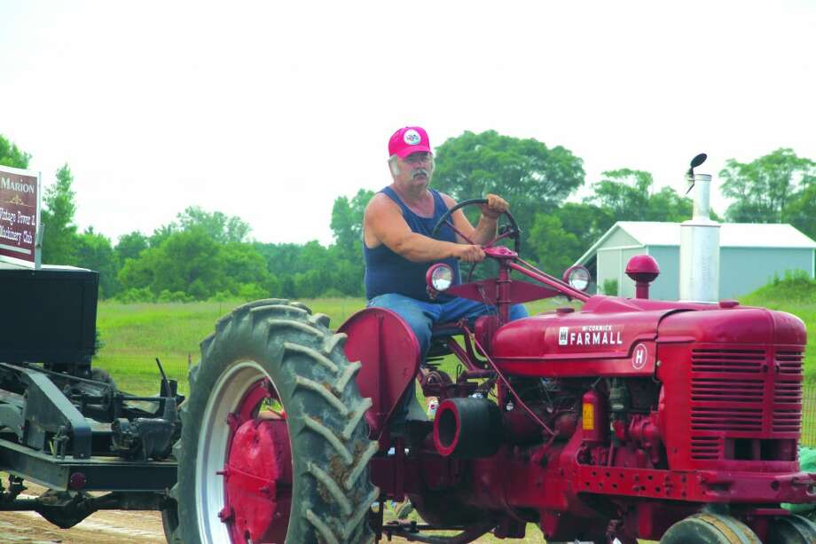 Doing Things The Old Way Antique Tractor Show Keeps Pastoral