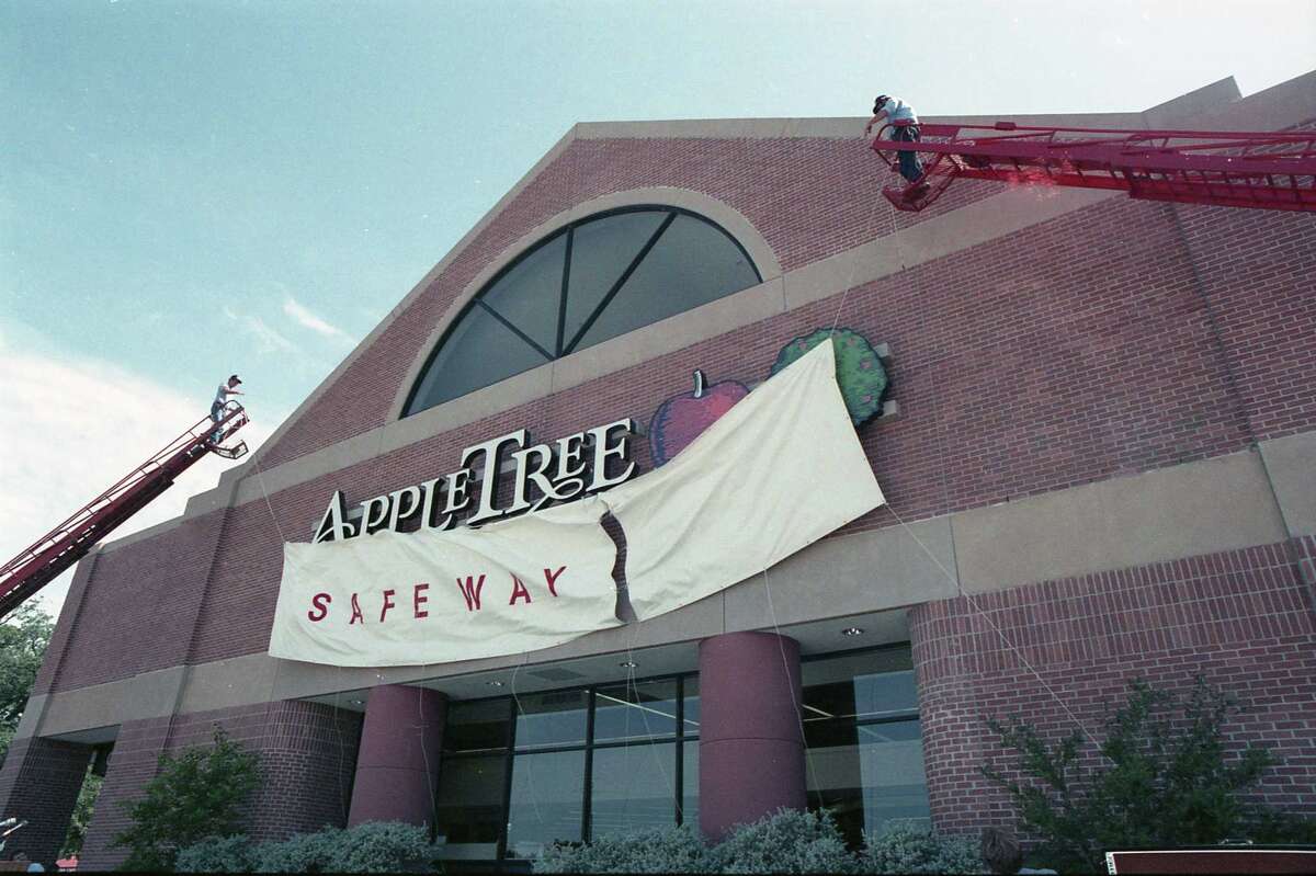 SuperBus, supermodels and the Grand Parkway Here's Houston in July 1989