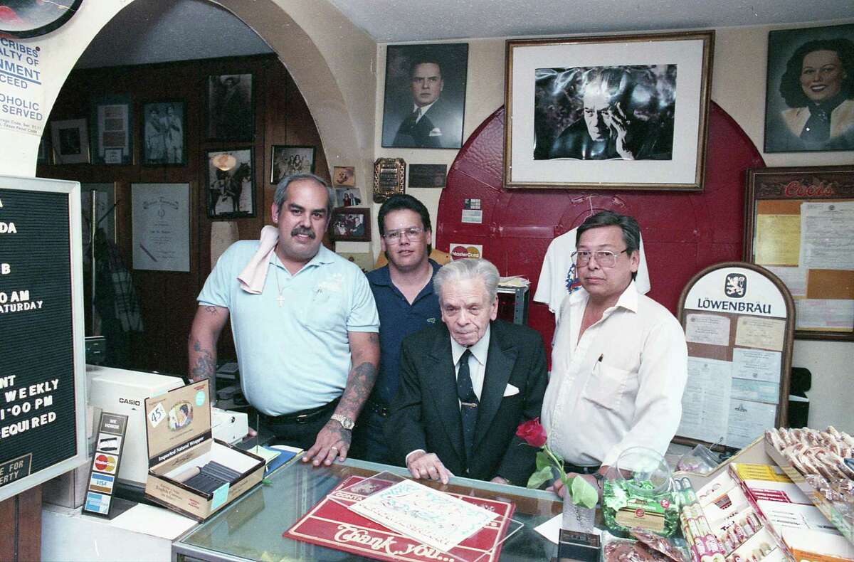 zz-tops-tres-hombres-is-linked-to-a-beloved-houston-restaurant