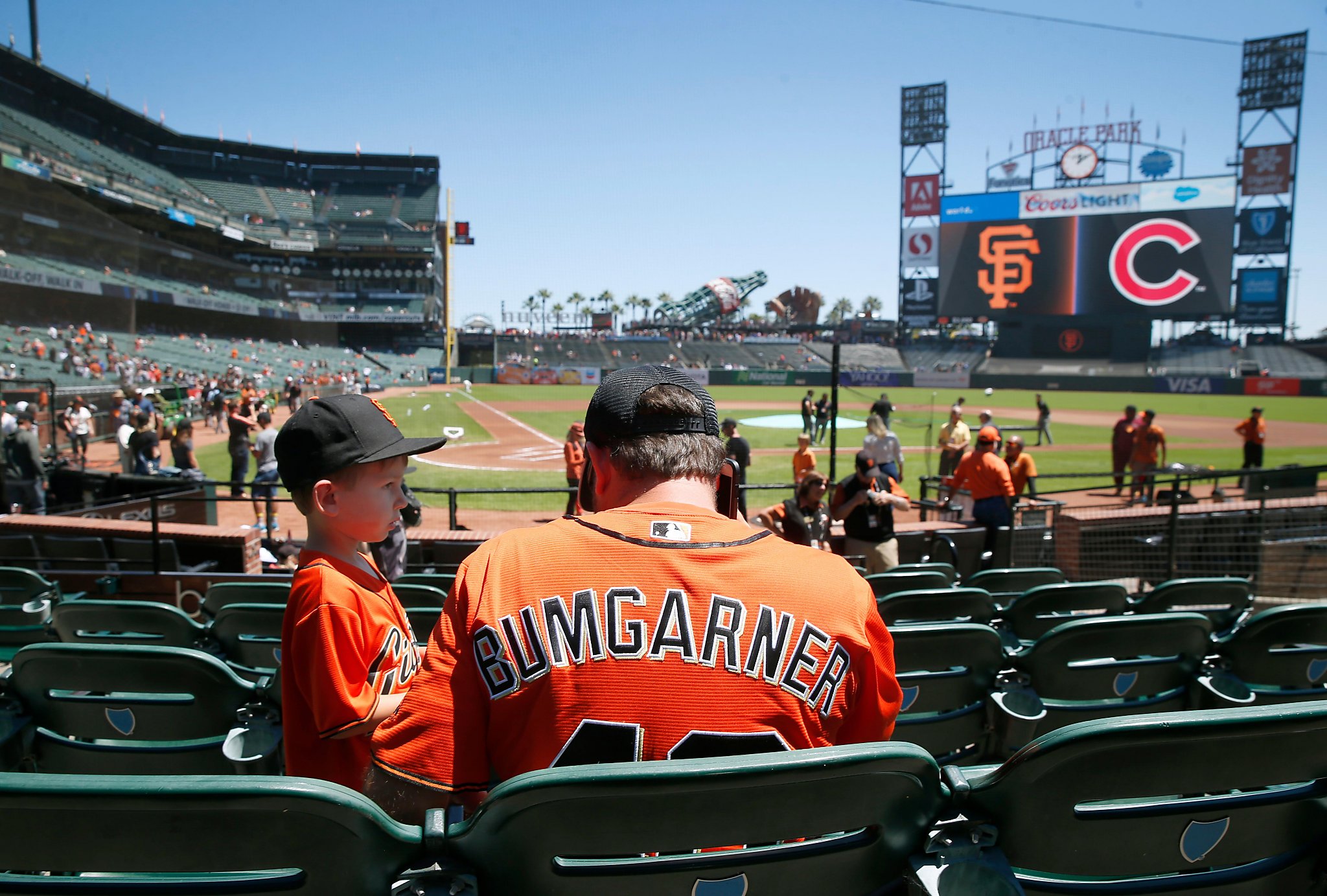 SF Giants video: Catchin' Up with Kris Bryant - McCovey Chronicles