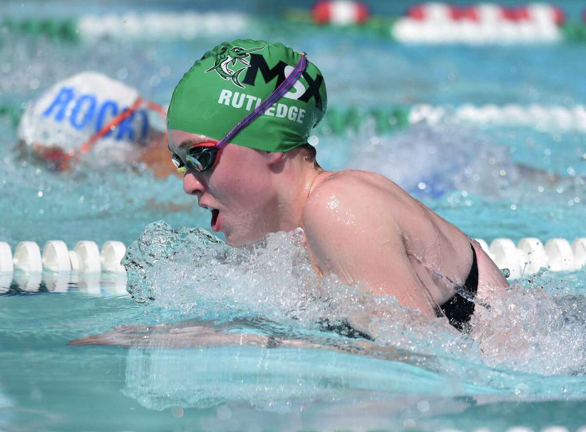 Darien clubs gear up for FCSL swimming and diving championships