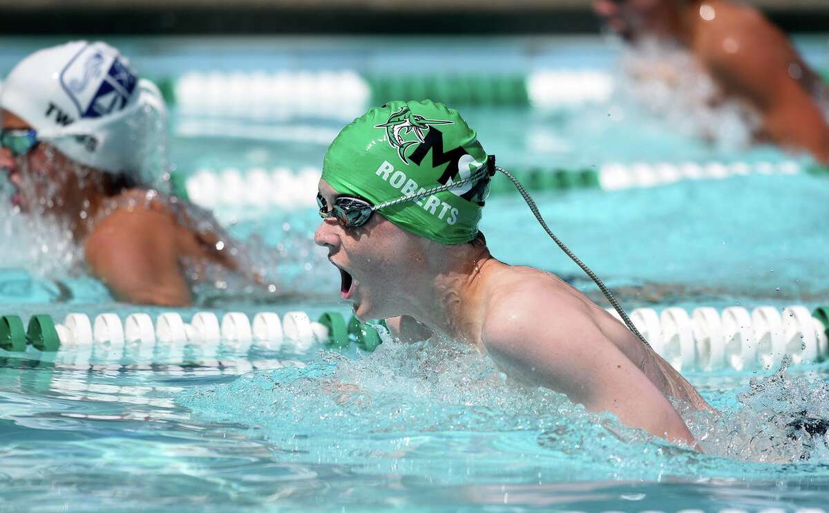 Darien clubs gear up for FCSL swimming and diving championships