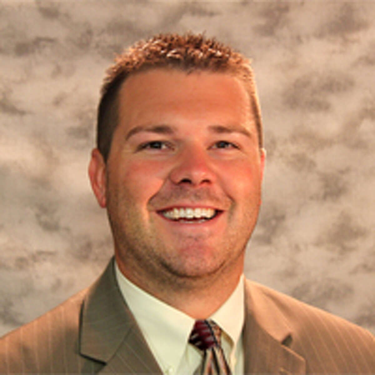 New owner of Holiday Inn to invest 4 million into facility by 2013