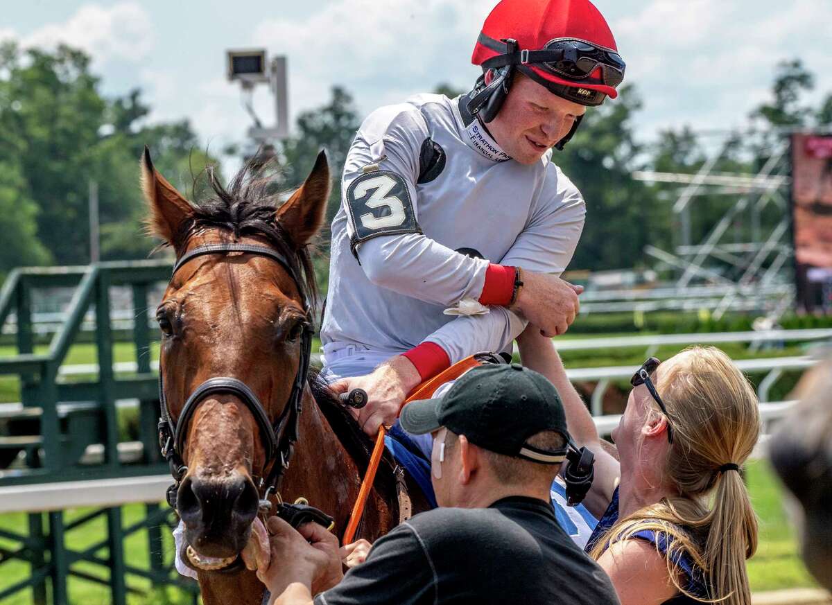 Races called off at Saratoga due to weather