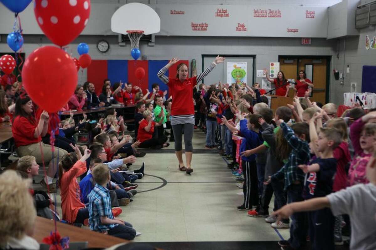 Students at Brookside Elementary share helpful habits