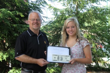 Community foundation awards 16 scholarships to 12 local students