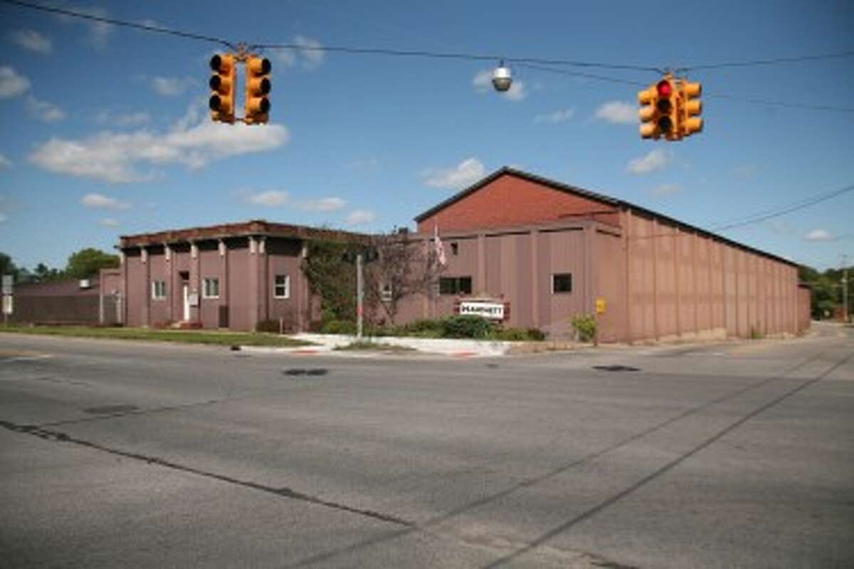 DEMOLITION: A new report commissioned by the U.S. Economic Development Authority has determined that the Hanchett Manufacturing building does not meet qualifications to be considered a historical building. The building will be demolished as part of the $6 million Baldwin Street Bridge reconstruction project. (Pioneer file photo)
