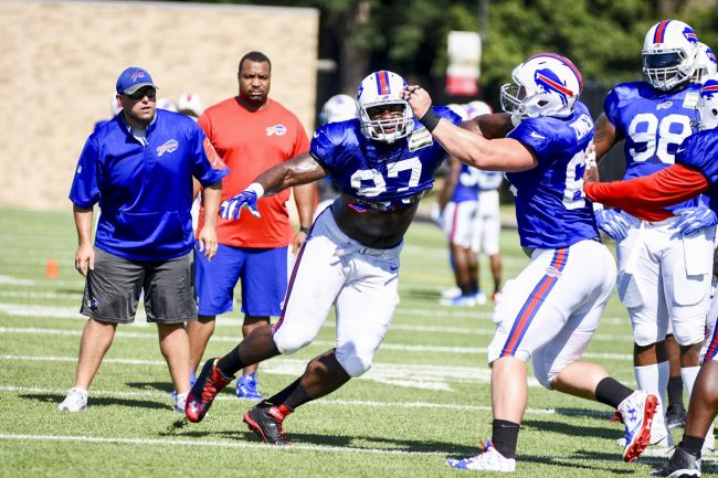 Former Ferris DT Justin Zimmer begins Buffalo Bills minicamp with 'chip on  his shoulder'