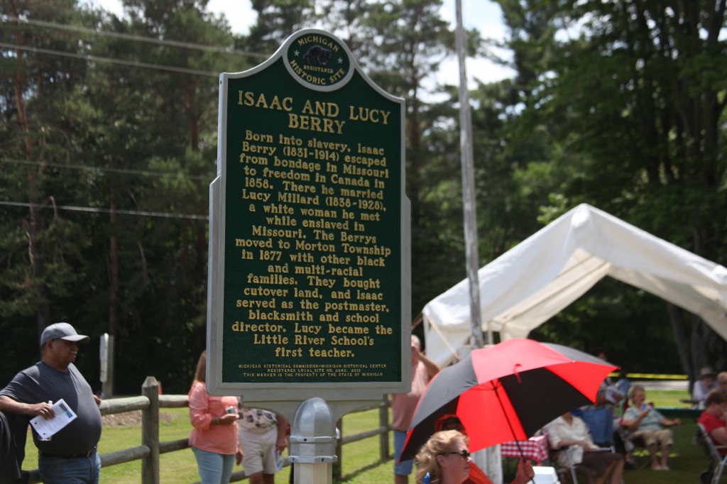 Little River School receives historical marker