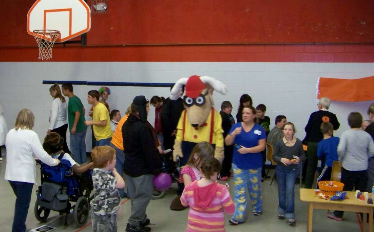HALLOWEEN: Big Rapids Elks Lodge No. 974 held its annual Halloween party for special needs students at MOISD. (Courtesy photo)