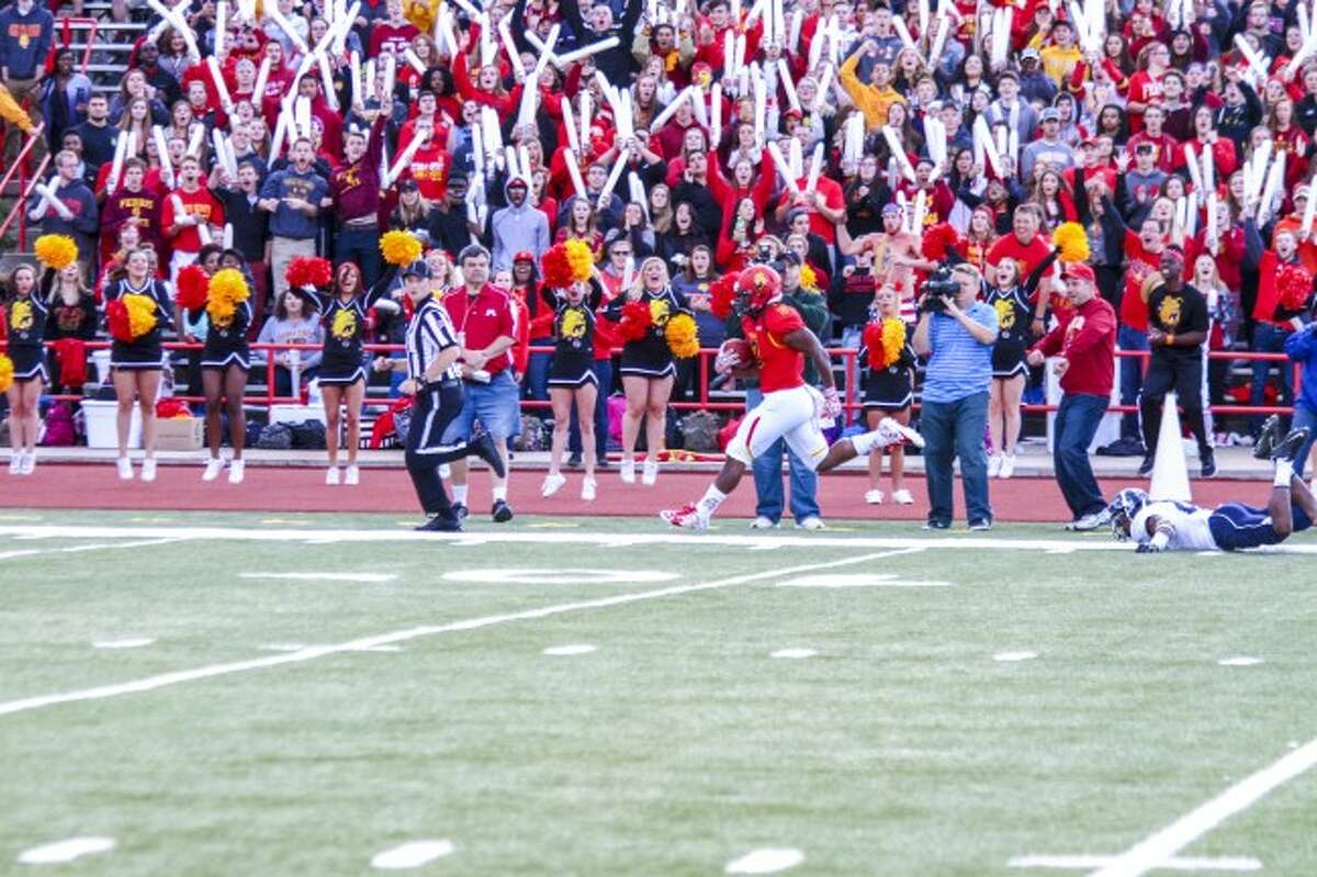 Ferris State football opener draws largest crowd since 2004