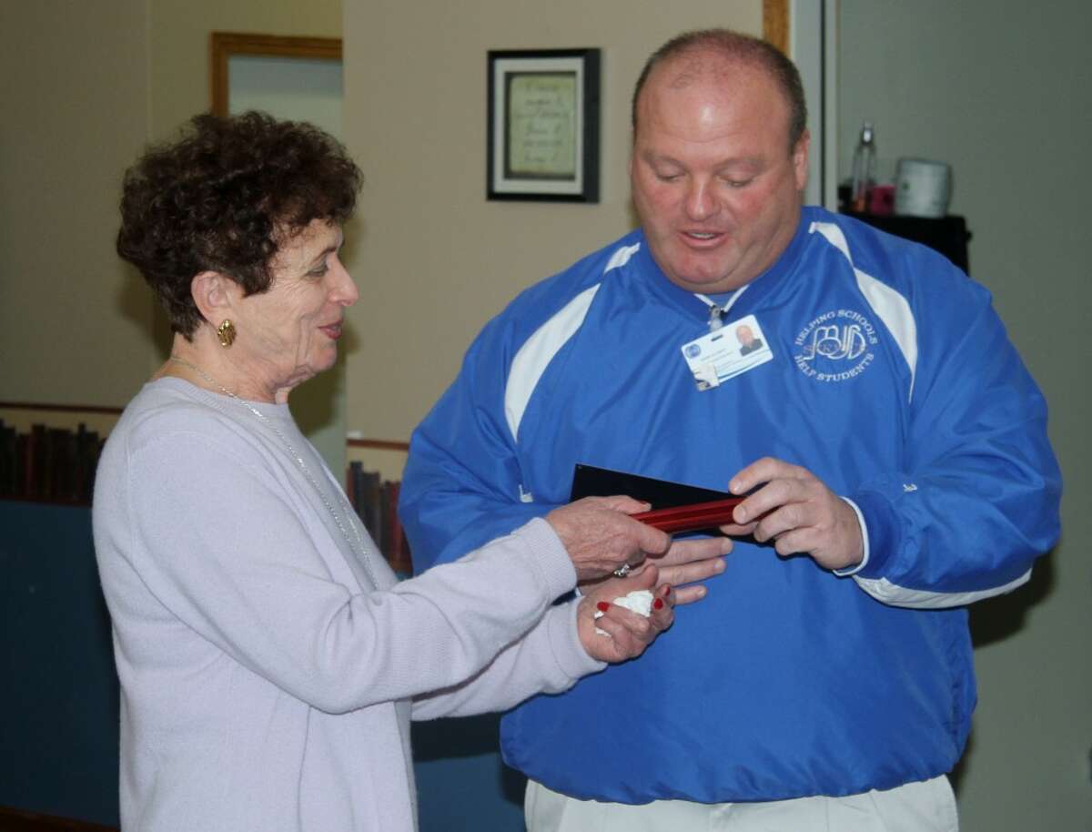 Abandoned in ‘No man’s land’