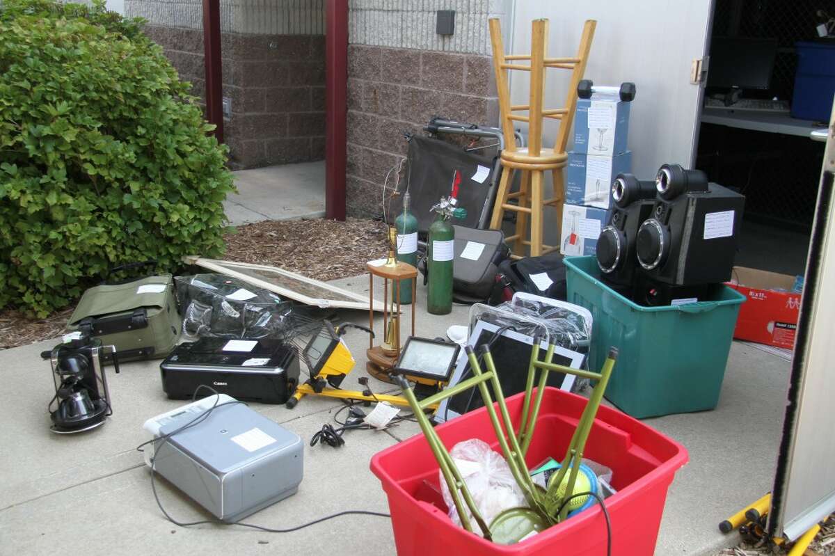 Two suspects in storage unit breakins identified