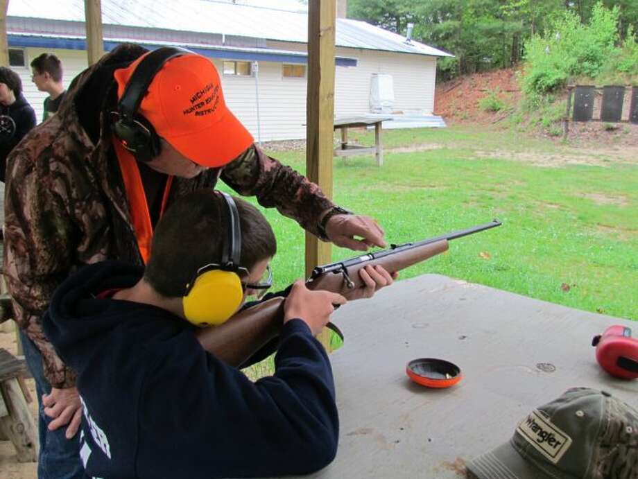 Fifteen students complete DNR Hunter Safety course Big Rapids Pioneer