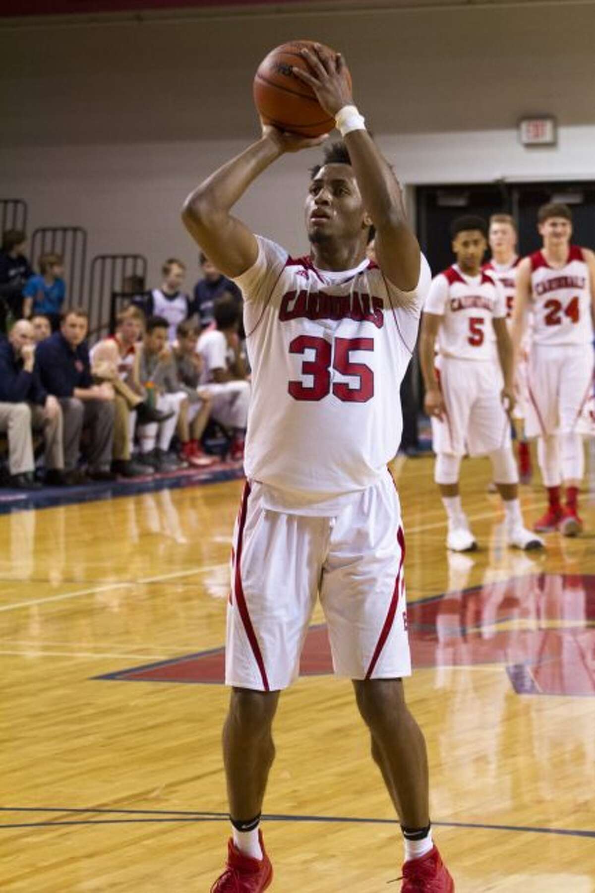 Big Rapids basketball star Demetri Martin propels team through home stretch