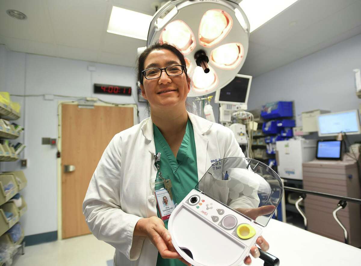 Bridgeport Hospital burn center debuts 'sprayon' skin