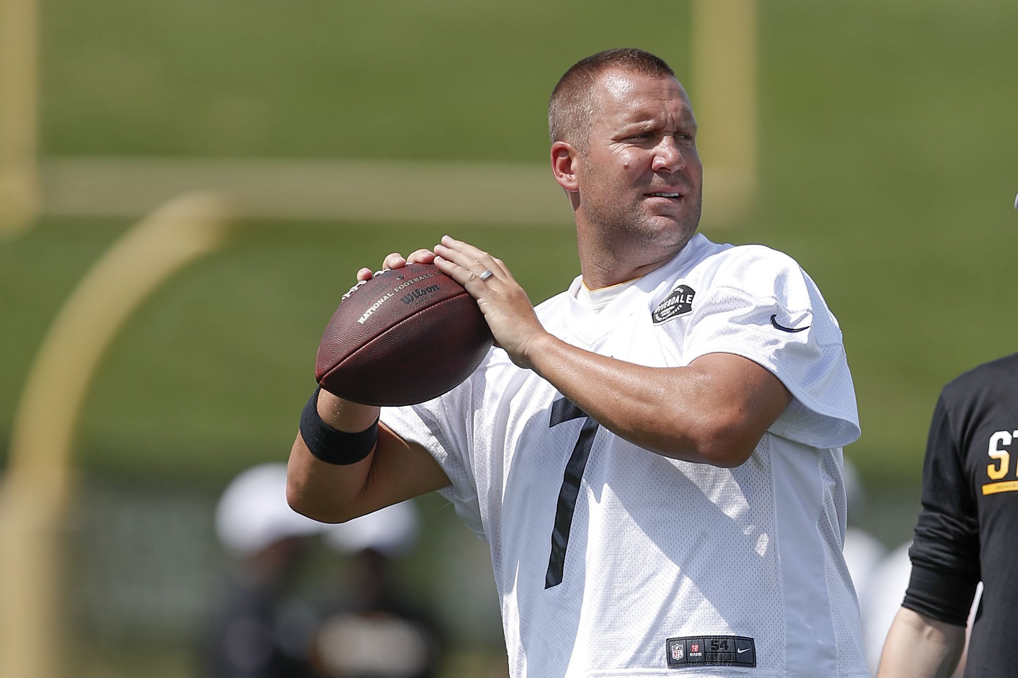 Ben Roethlisberger Steelers Ready To Move On From Antonio Brown