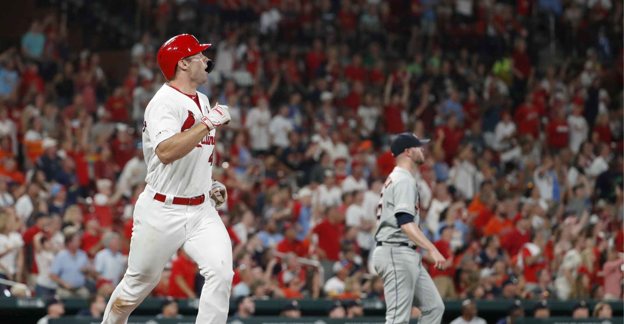 Astros drop series opener to Paul Goldschmidt, Cardinals