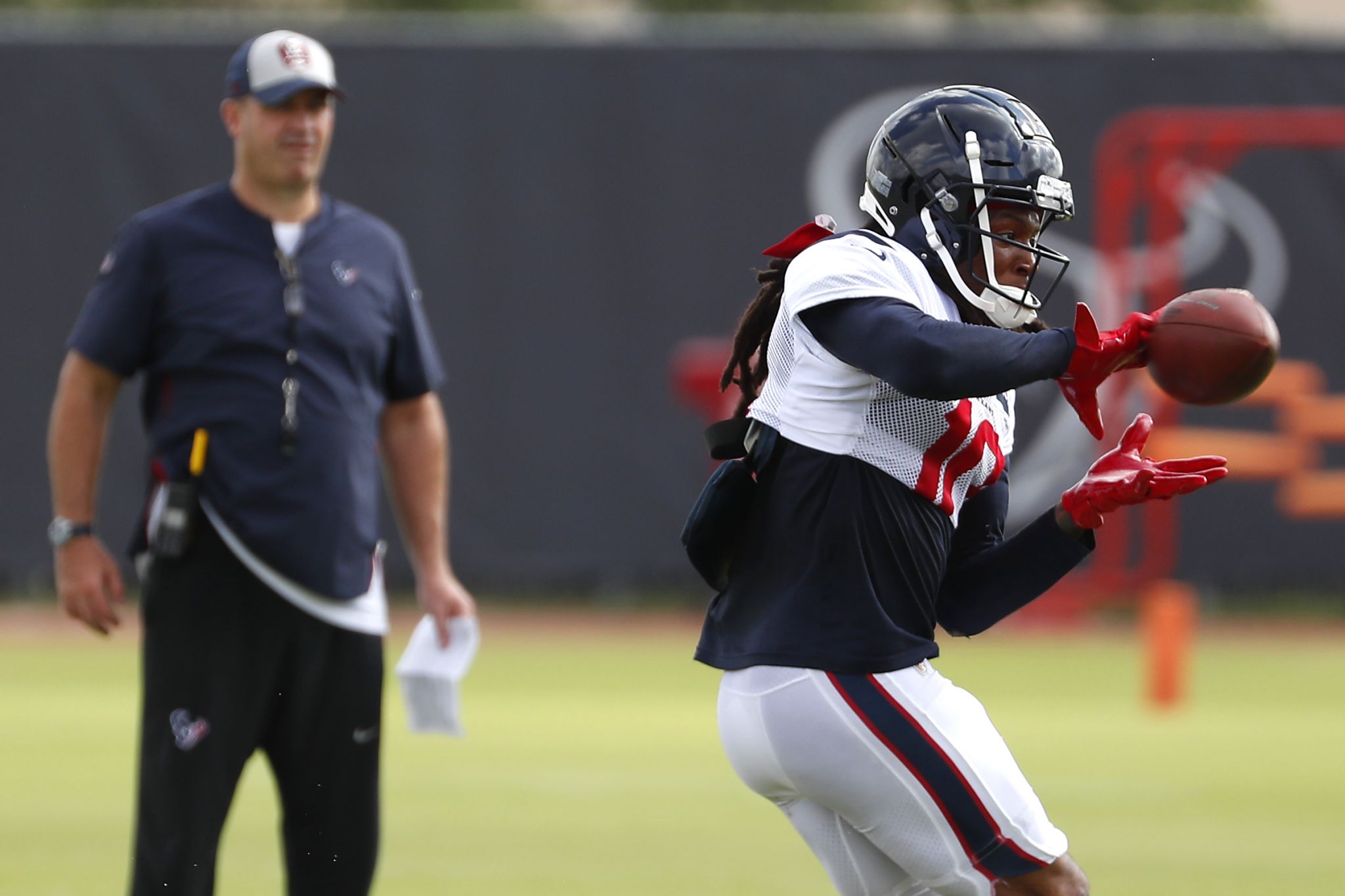 Texans' DeAndre Hopkins wants Oilers jersey back in Houston