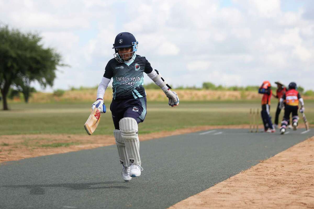 New cricket park draws fans in Fort Bend County