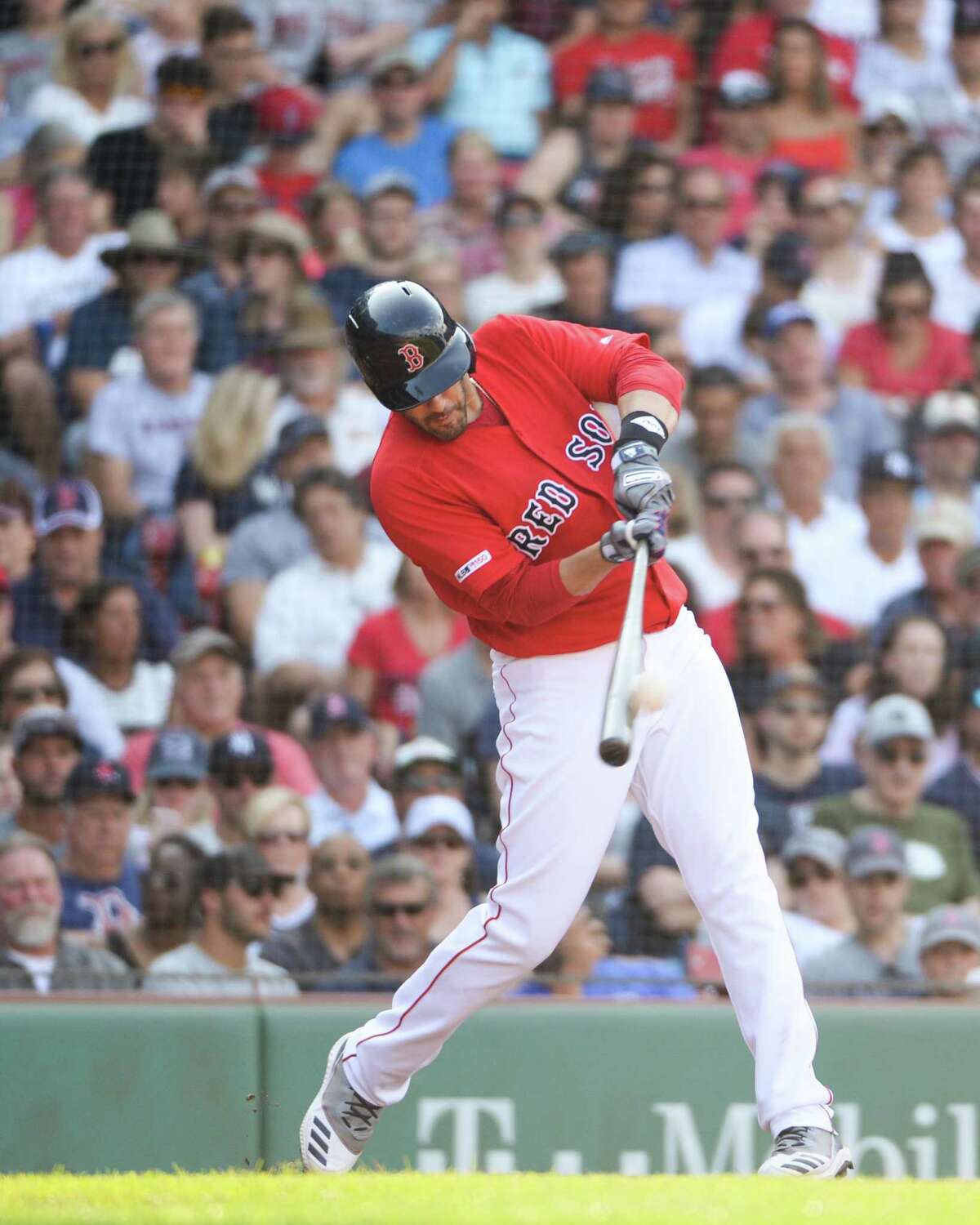 J.D. Martinez Doesn't Need The Green Monster