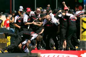 Billy Torrence upsets son, rolls to Top Fuel title at Sonoma