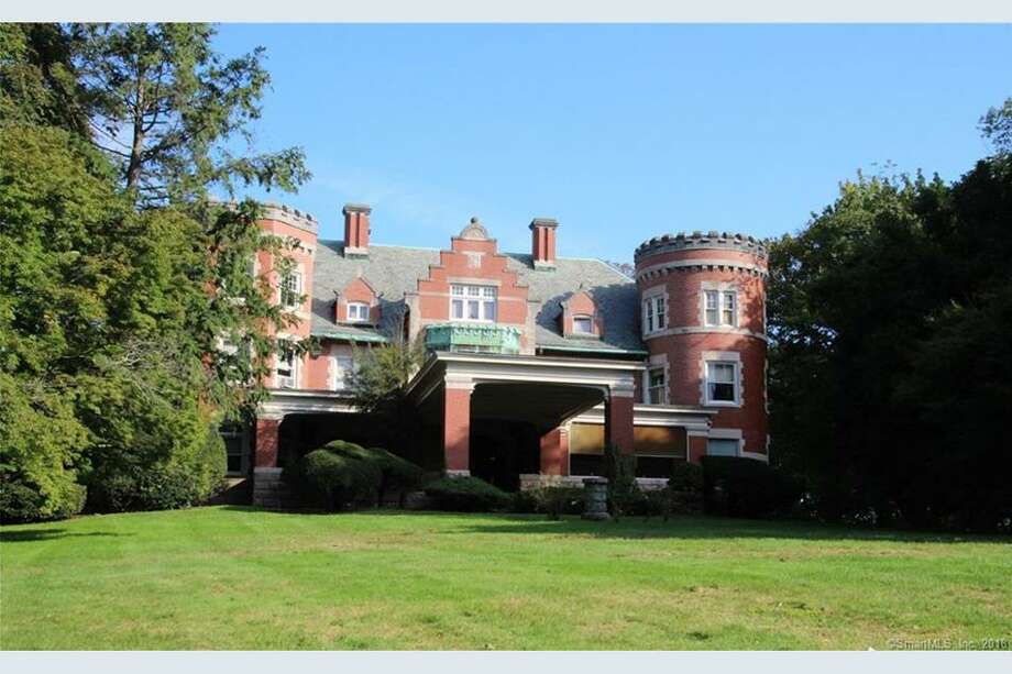 Hamden Hall buys 1.75 million ‘castle’ for school programs New Haven