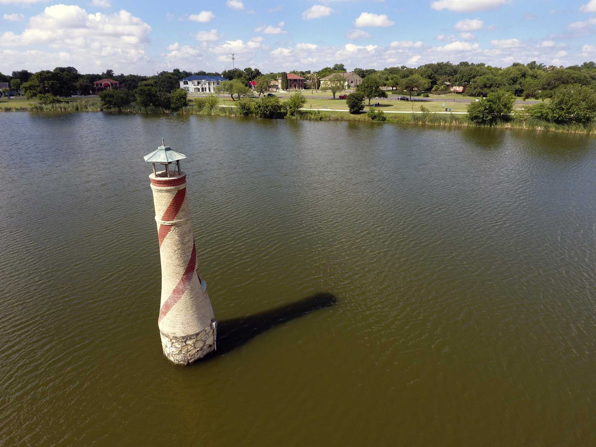 How San Antonio's iconic Woodlawn Lake's lighthouse came to be