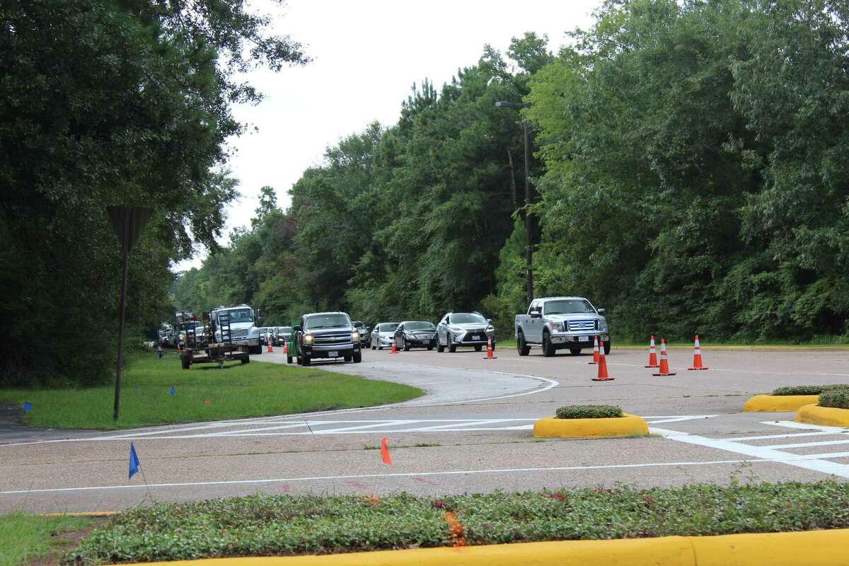 Woodlands Board Oks 100k For Median Repairs Landscaping