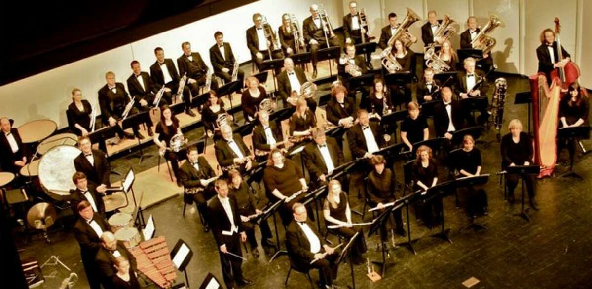 The East Shore Symphony will be in concert at 9:30 a.m. on Friday in a free concert. The public is invited to attend.
