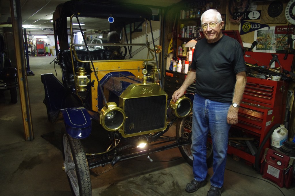 Antique car club to visit Manistee