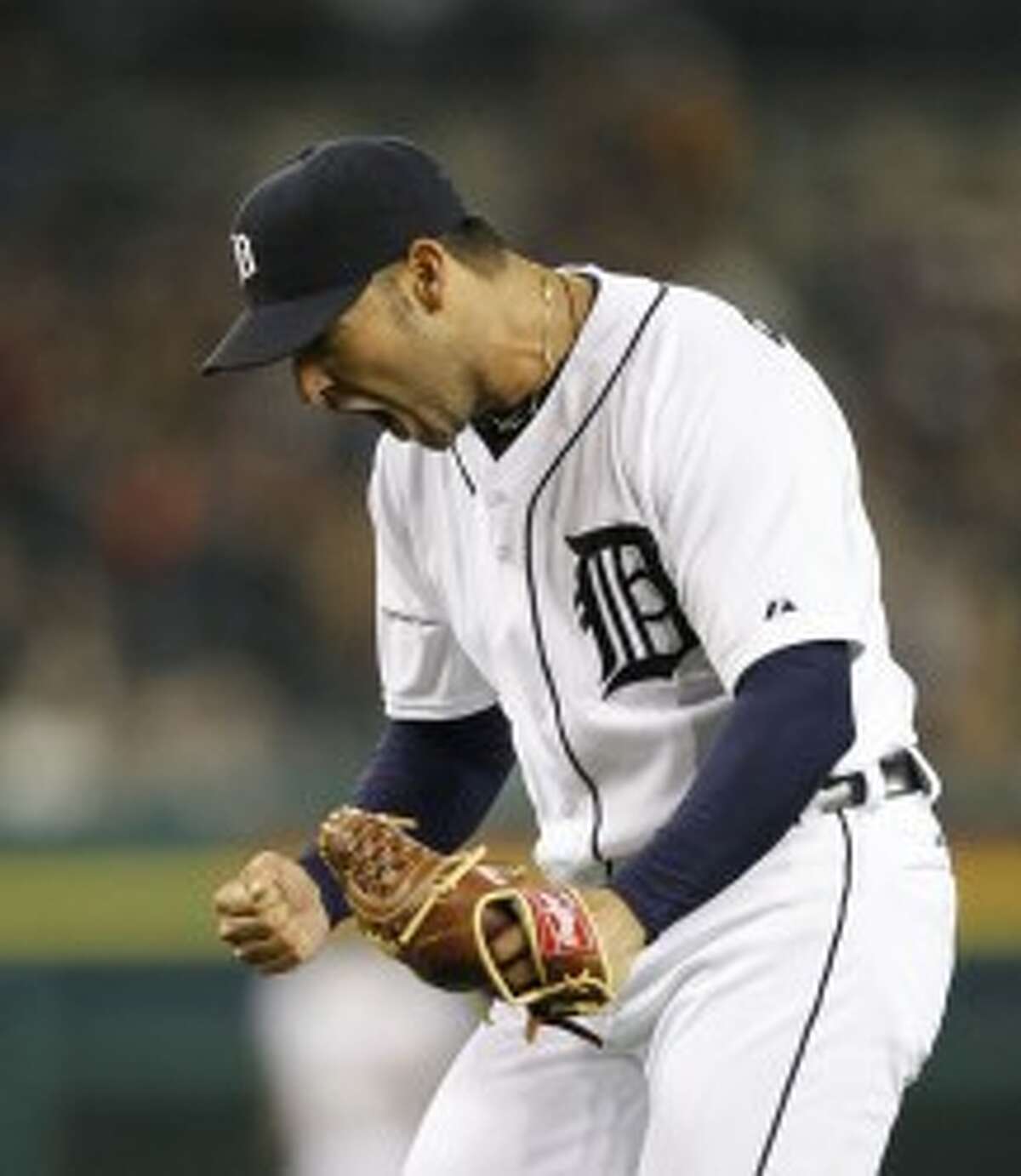 White Sox lose 4-3 to Tigers but close in on division crown