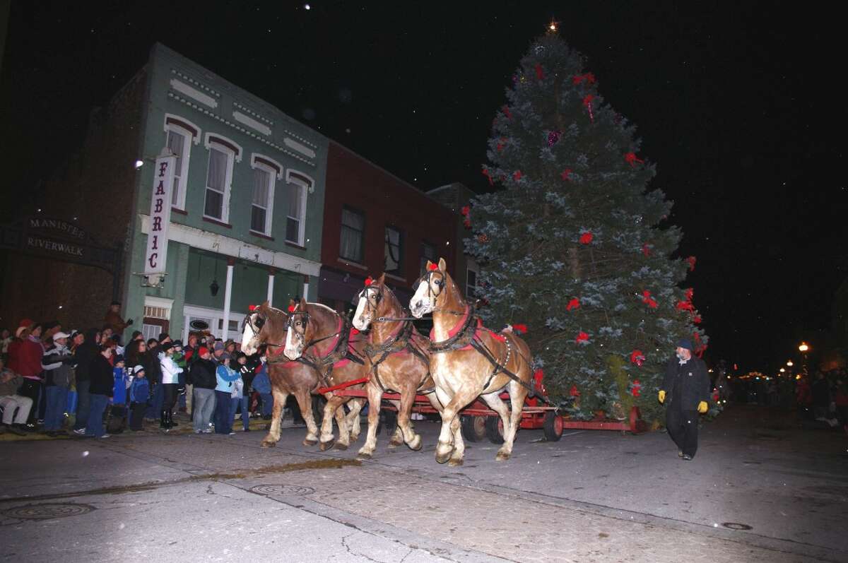 Community has mixed reaction to cancellation of Victorian Sleighbell Parade