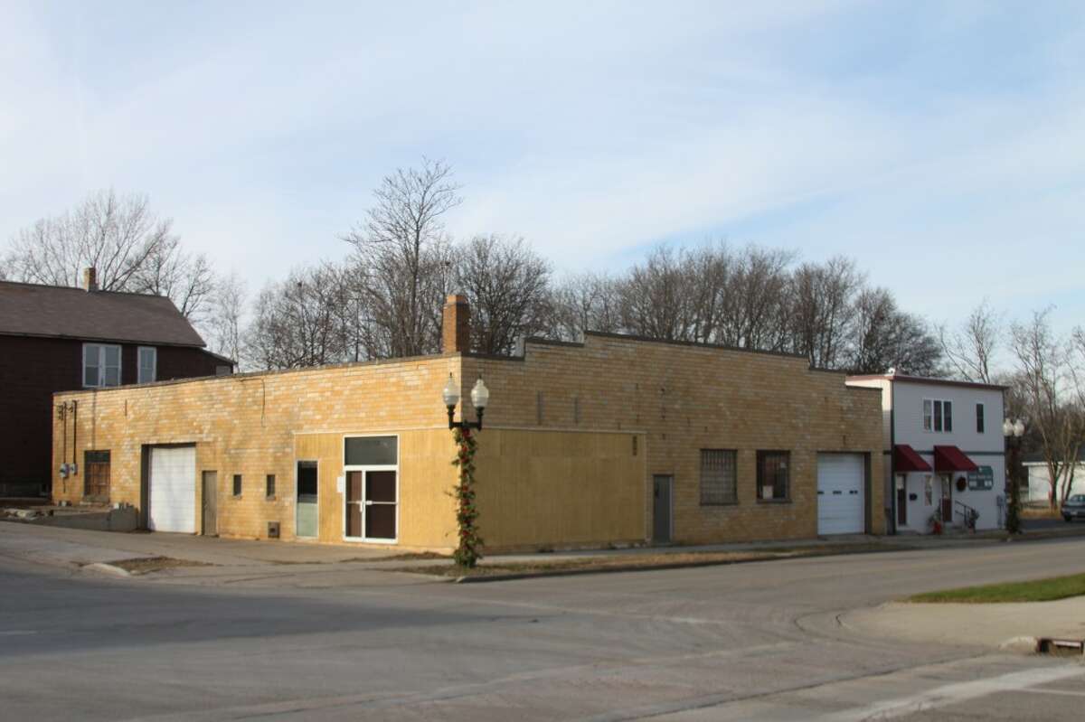 Shown is the old Manistee Area Public Schools automotive building that is one of three buildings in the district not being used. School officials discussed ways they week they can dispose of some of those structures. (Ken Grabowski/News advocate