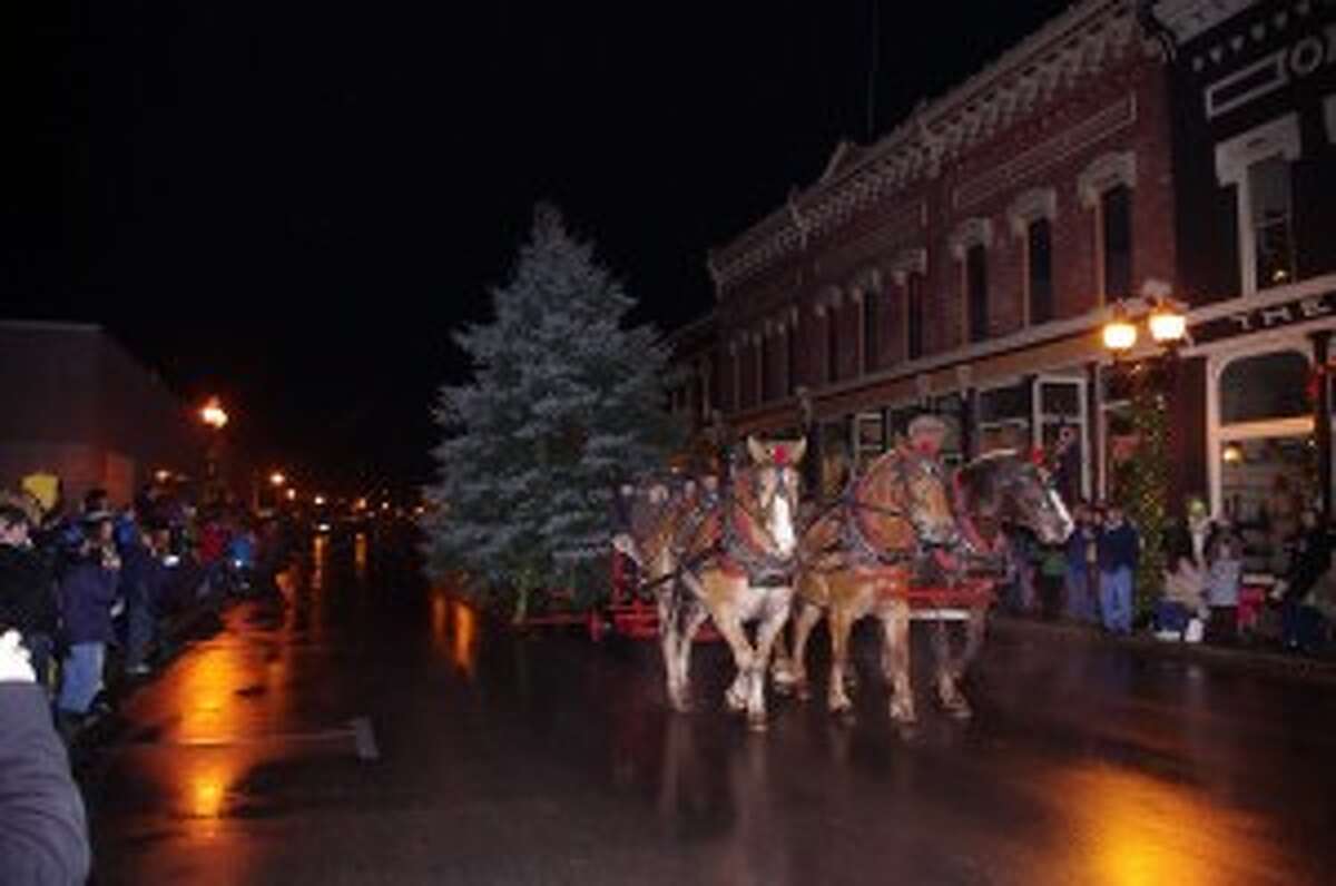 Community has mixed reaction to cancellation of Victorian Sleighbell Parade